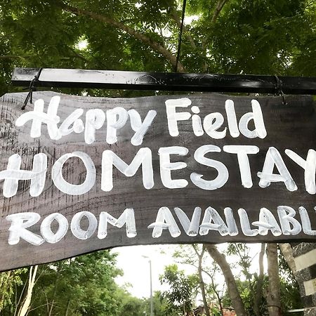 Happy Field Homestay Фонг Нха Екстериор снимка